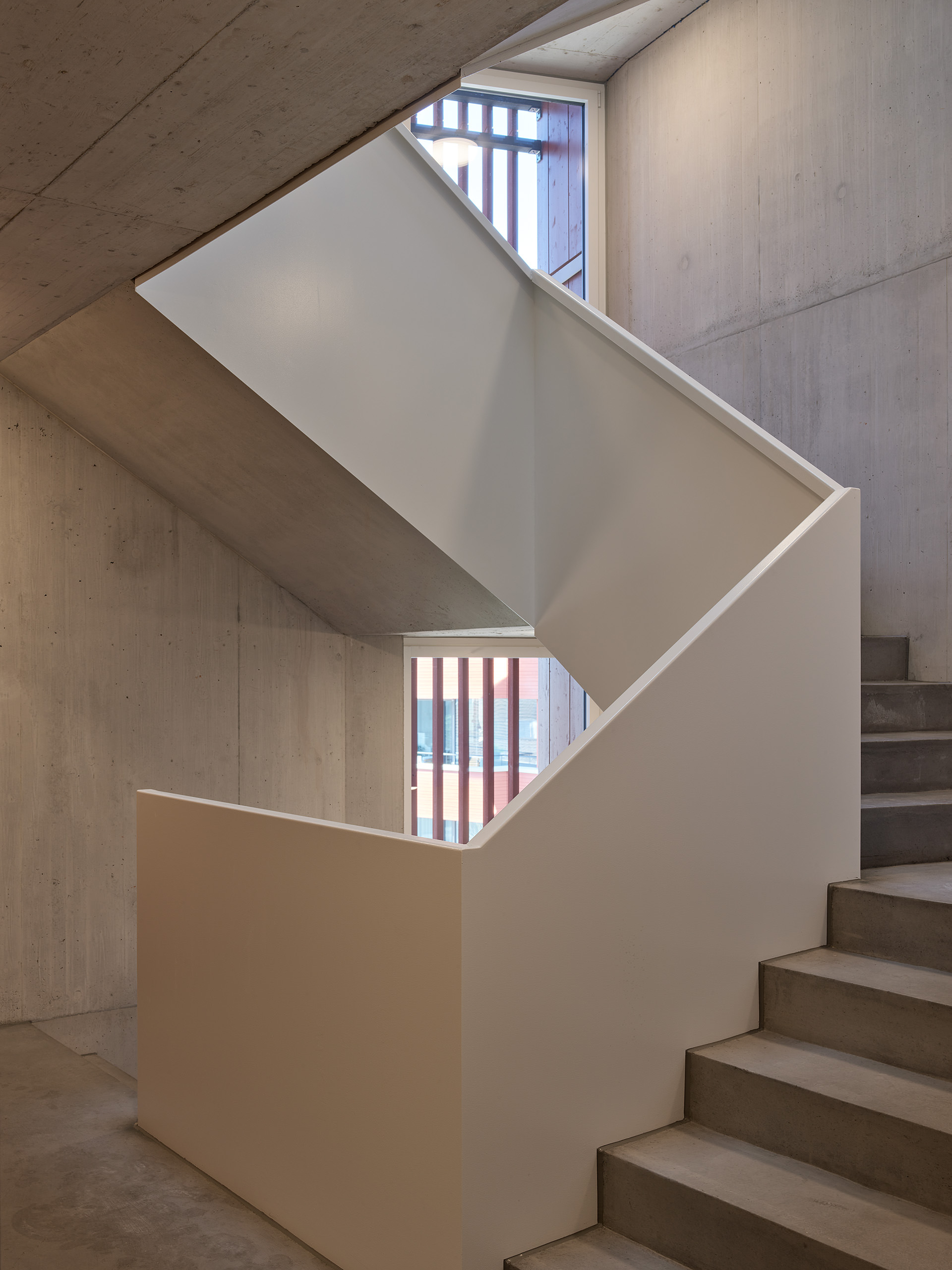 Ahp0066 AIQ4 007928 J2560